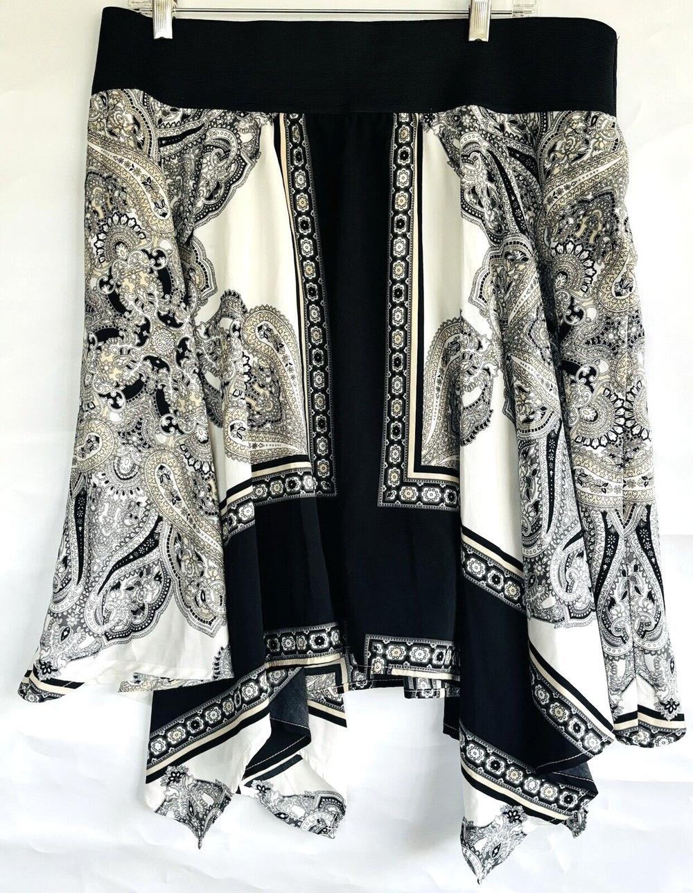 Maurices Skirt Womens Size XL Black Tan White Paisley Lined Band Waist